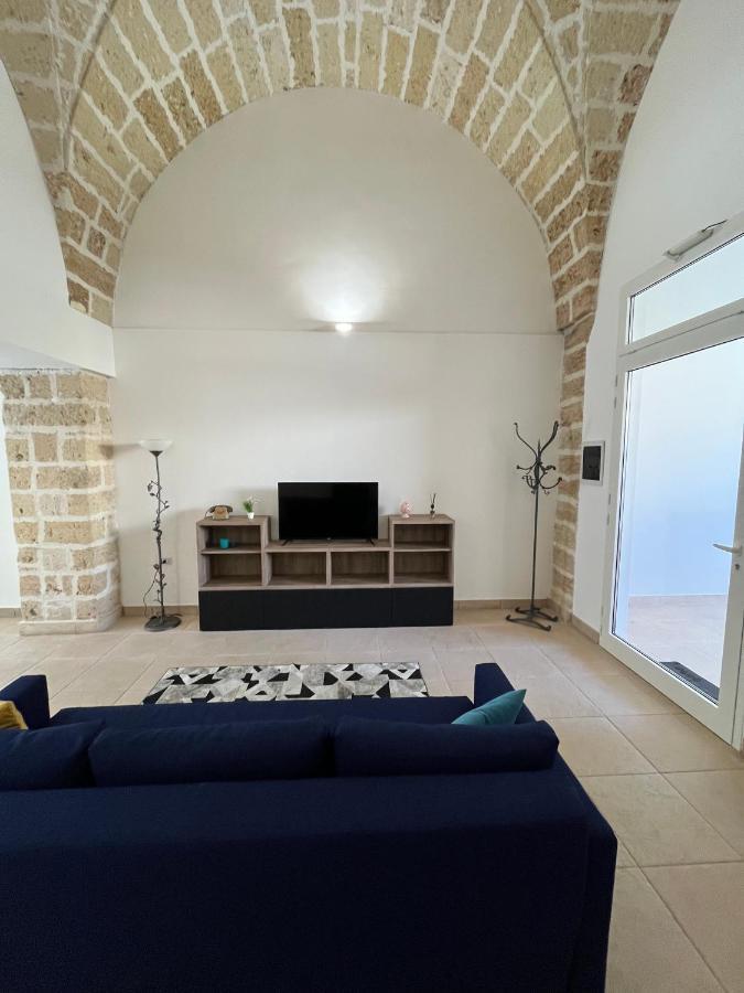 Casa Vittoria Villa Squinzano ภายนอก รูปภาพ
