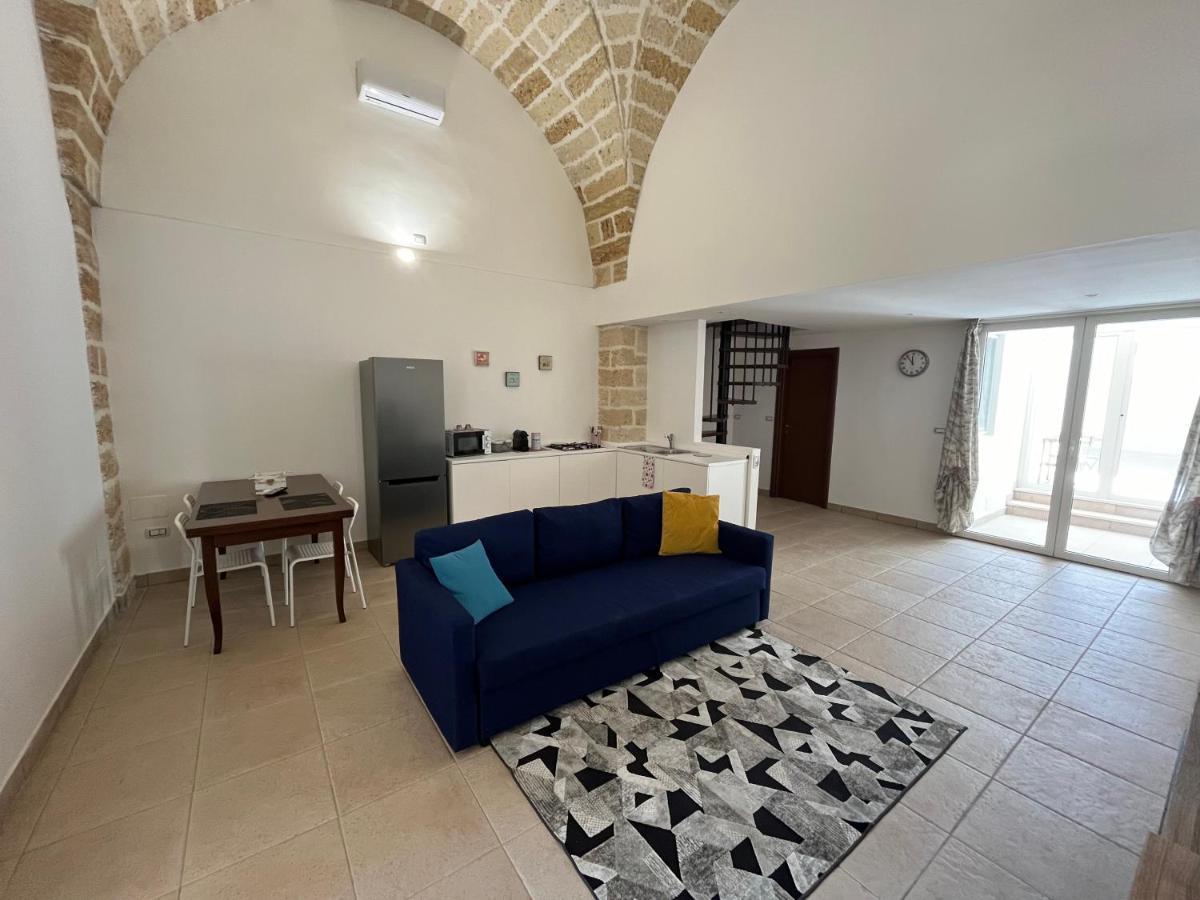 Casa Vittoria Villa Squinzano ภายนอก รูปภาพ