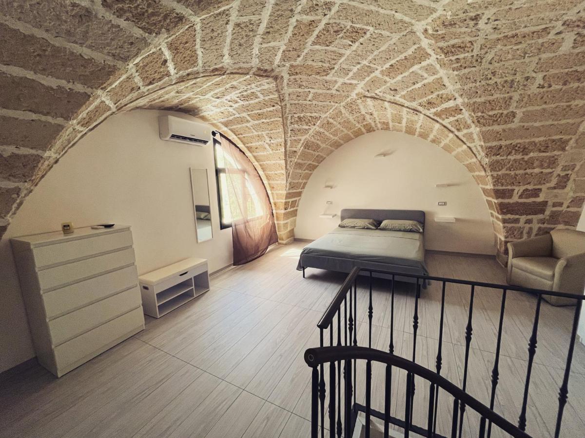 Casa Vittoria Villa Squinzano ภายนอก รูปภาพ
